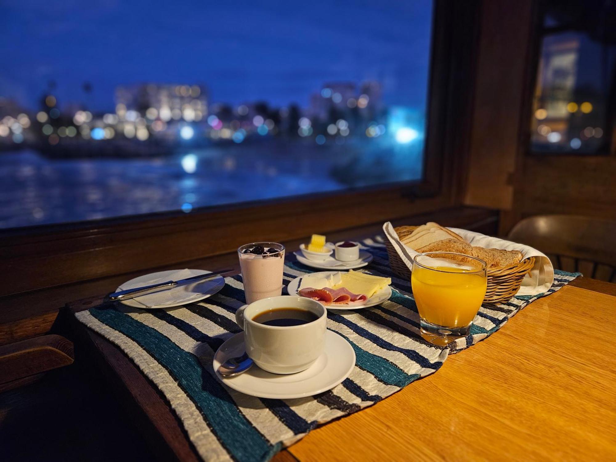 Hotel Restaurant Capducal Виня дел Мар Екстериор снимка